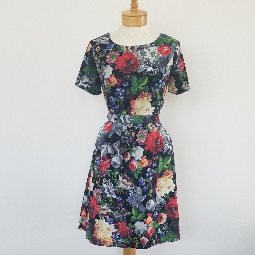 FOREVER 21 floral dress